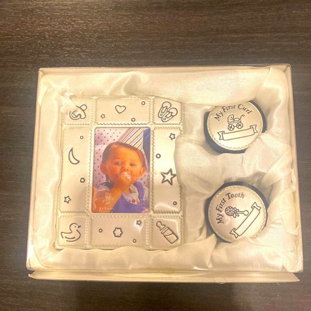 Baby’s first tooth, curl, frame set of 3 NIB
